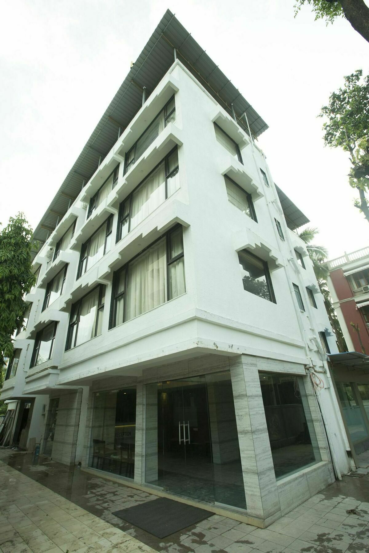 Oyo 78245 Collection O Hotel Crown Inn Navi Mumbai Exterior photo