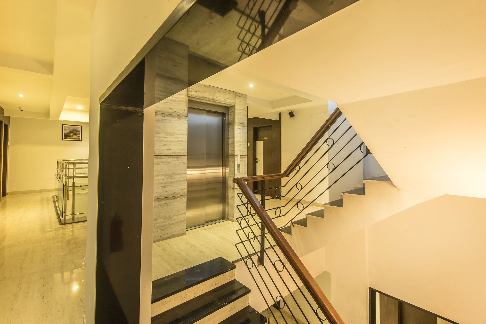 Oyo 78245 Collection O Hotel Crown Inn Navi Mumbai Exterior photo